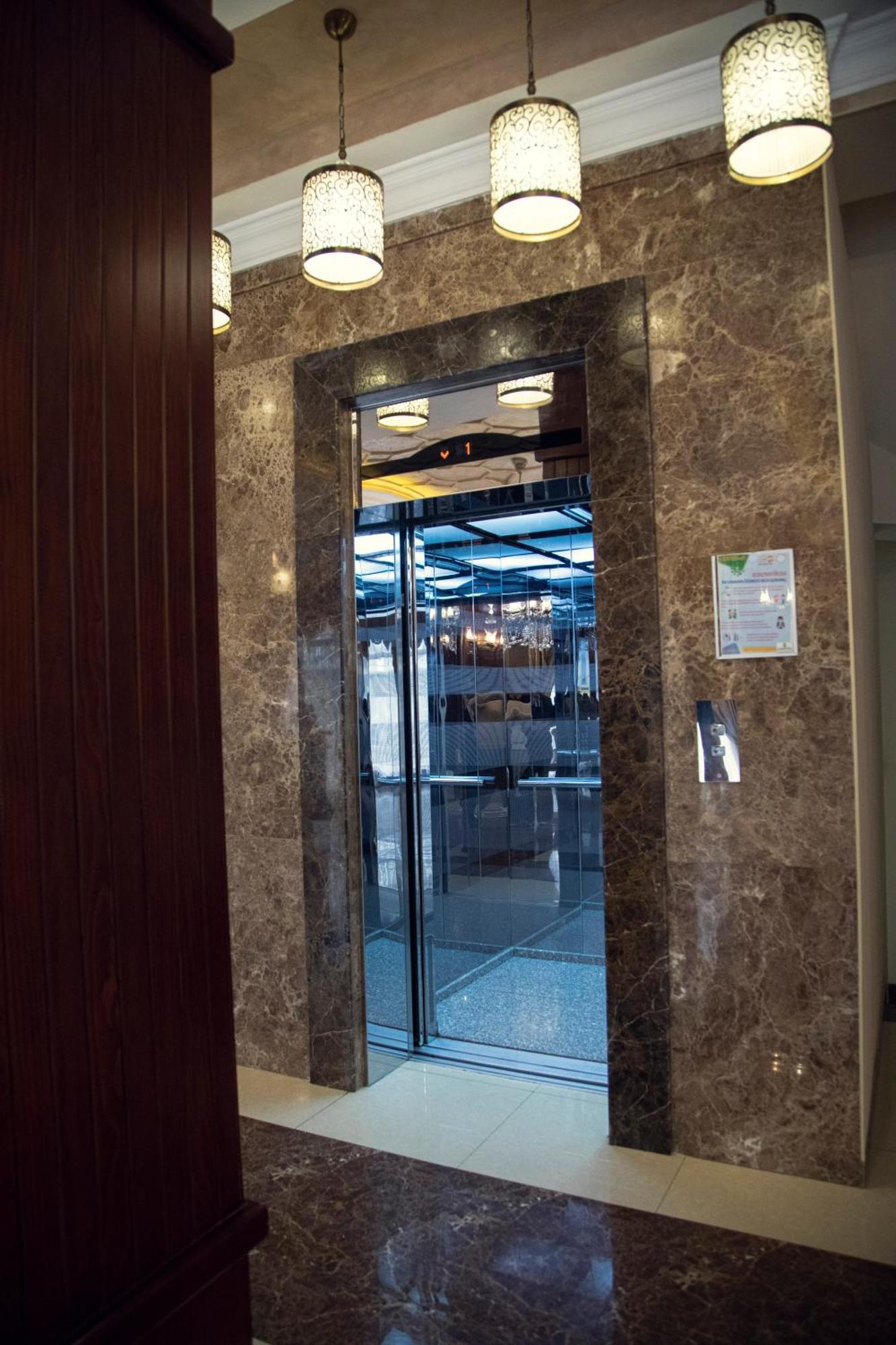 Capitol Hotel Baku Eksteriør billede